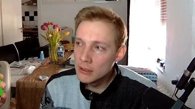 Desarrollador emocionalmente agradecido celebra $250,000 en ganancias tras cuatro años de esfuerzo.