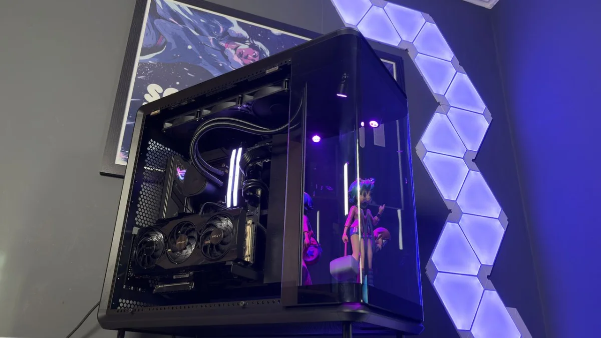 El MasterFrame 360 de Cooler Master redefine el diseño de gabinetes gaming
