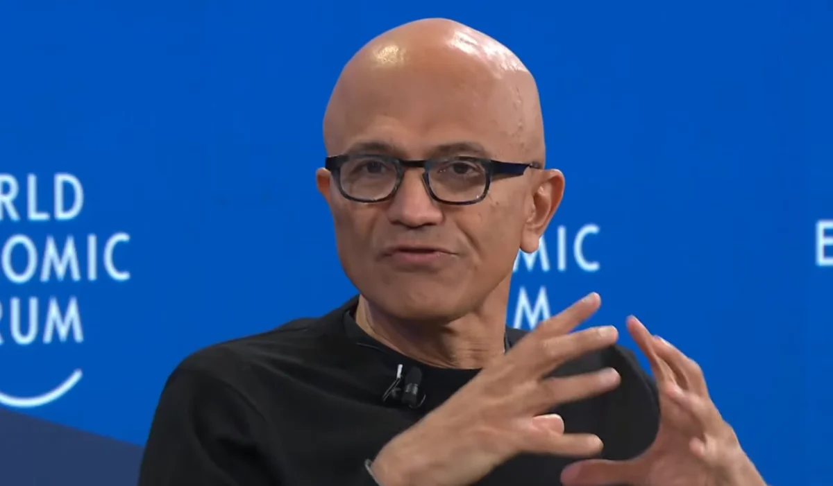 La reflexión del CEO de Microsoft sobre la influencia de Intel y Mac en la tecnología actual