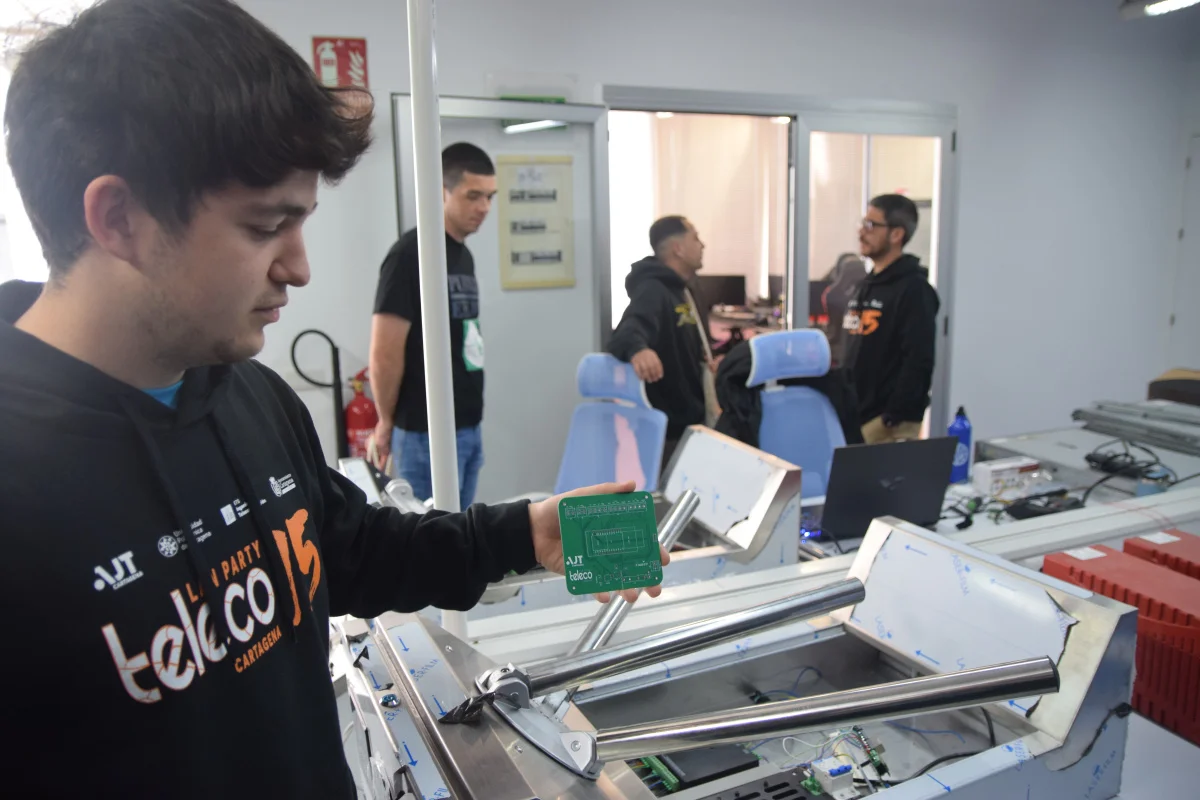 La Universidad Politécnica de Cartagena revoluciona el entretenimiento con 110 horas de LAN Party