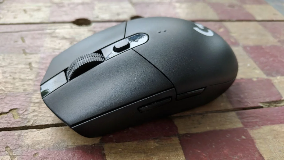 Logitech podría recuperar la corona de ratones gaming económicos con su nuevo modelo Superlight.