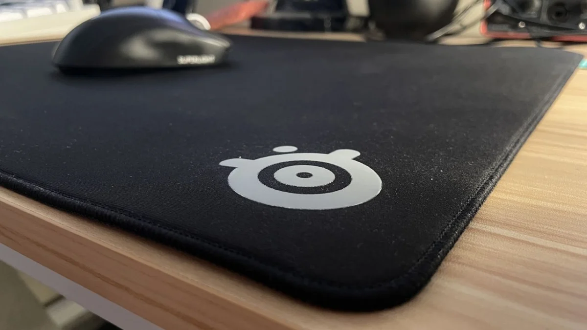 Los jugadores profesionales y su rotación de mouse pads: ¿cuánto es lo ideal?