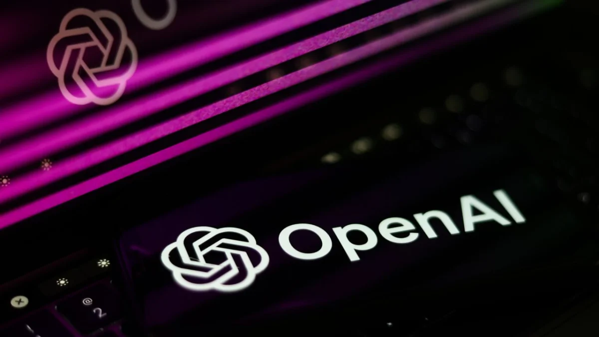 Los recortes de OpenAI en gastos impactan precios de memoria, pero ¿se refleja en el mercado?