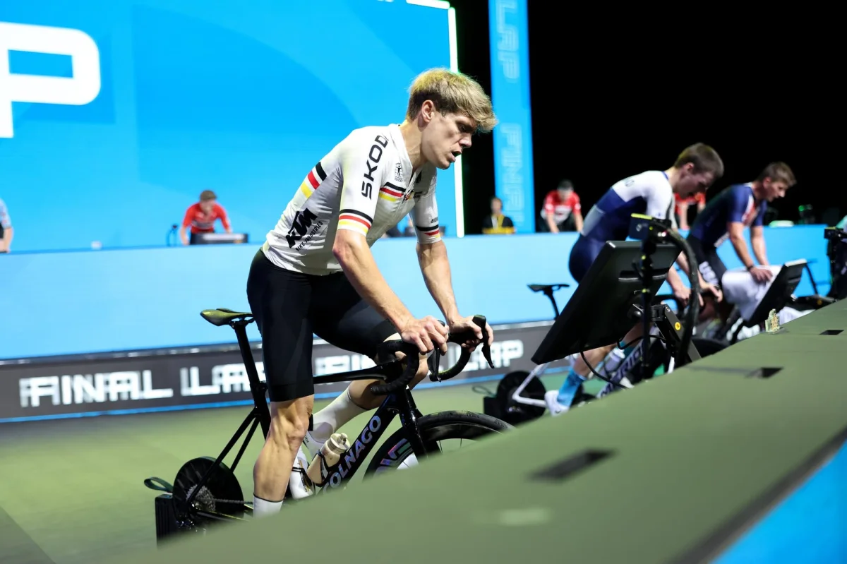 Los secretos detrás de la victoria en el Campeonato Mundial de ciclismo esports