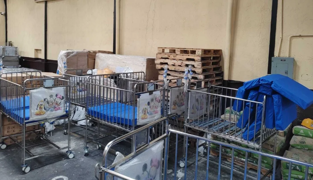 UCEE mejora la atención médica en Guatemala con mobiliario esencial para hospitales